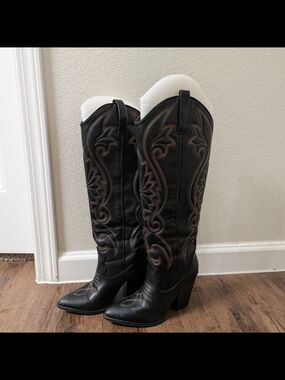 Steve Madden Black Western Boots